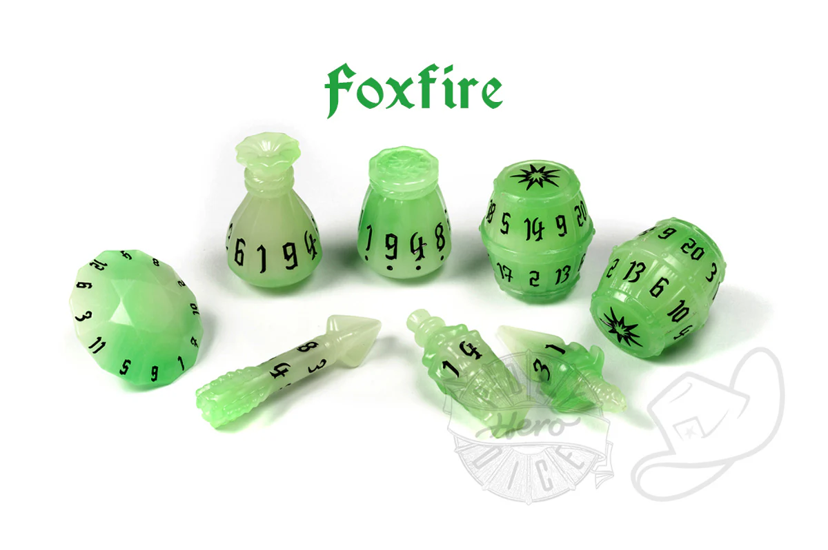 PolyHero Rogue 8 Dice Set - Image 3